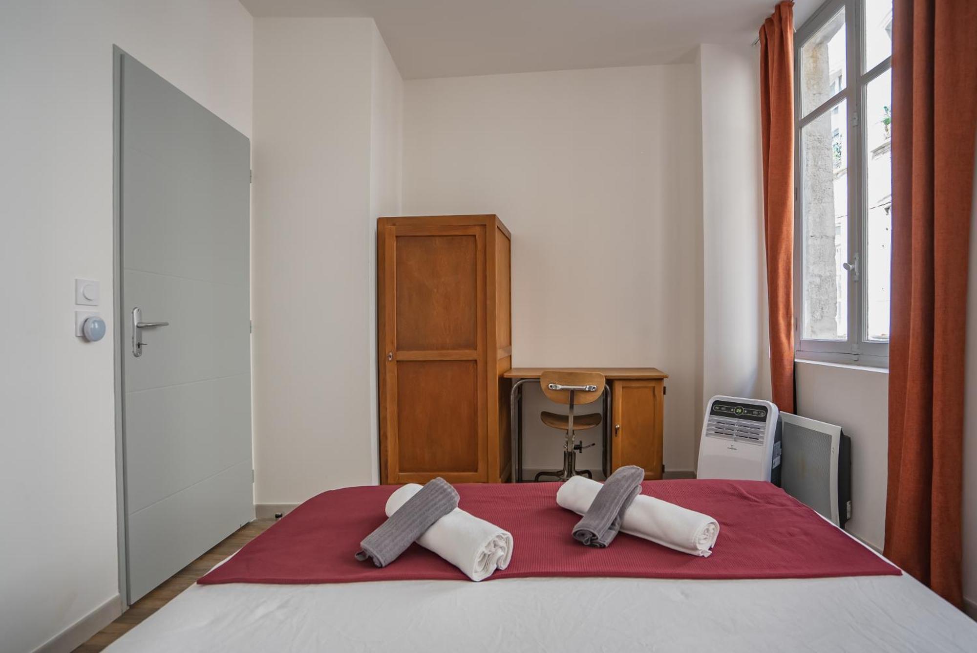 Le Balcon Du Roi Rene Apartamento Avinhão Exterior foto